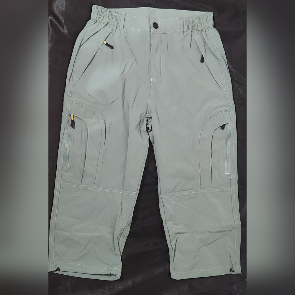 Womens gray hiking cargo Capri pants (Size 27/S)